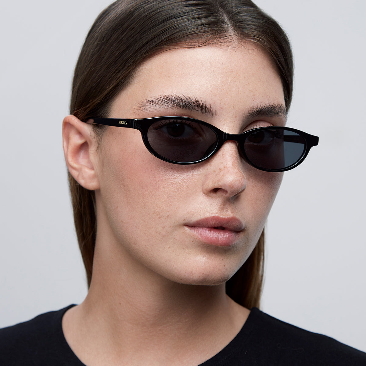 ぽわるんMELLER サングラス BINTI ALL BLACK オーバル Meller | Binti All Black - Sunglasses