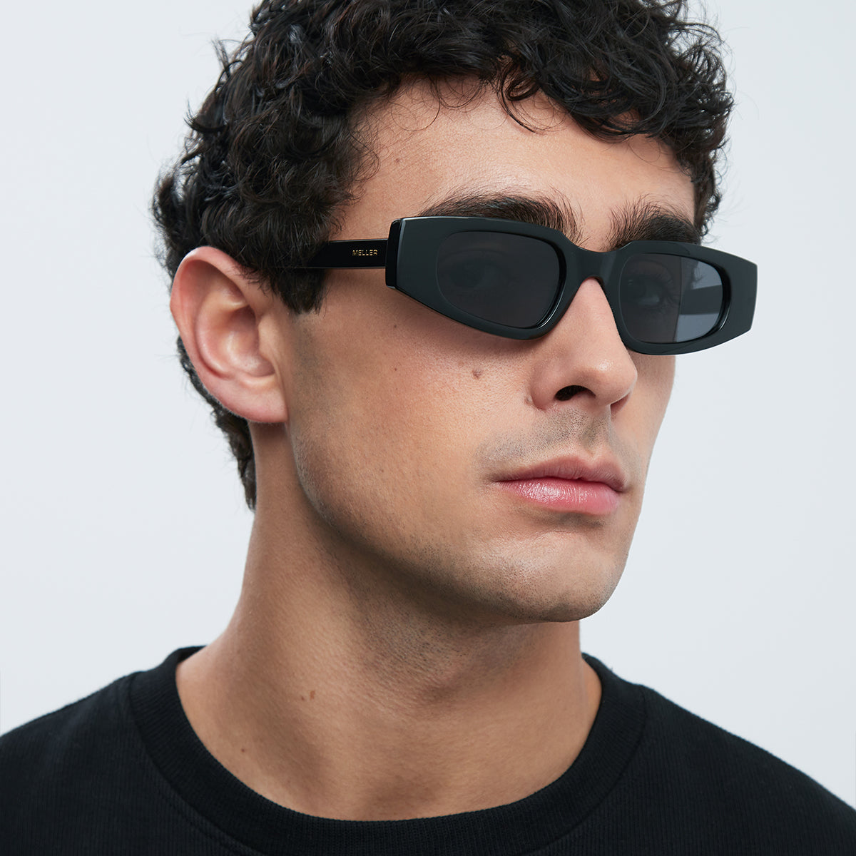 MELLER ブラック サングラス スクエア Meller | Safi All Black - Sunglasses